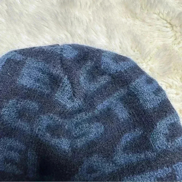 Lacoste Winter Hat Blue  Size 1-2 Years - Picture 5 of 15